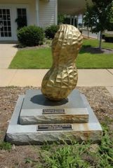 Peanut Statue - Dothan, AL