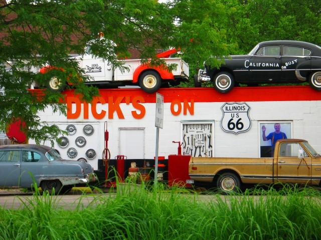 Dick's on 66 - Joliet, IL