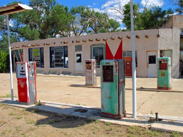 Abandoned Gas Station - Adrian, TX