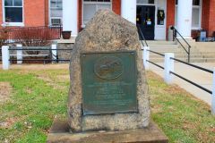 Robert E. Lee / Dixie Highway Monument - Marshall, NC