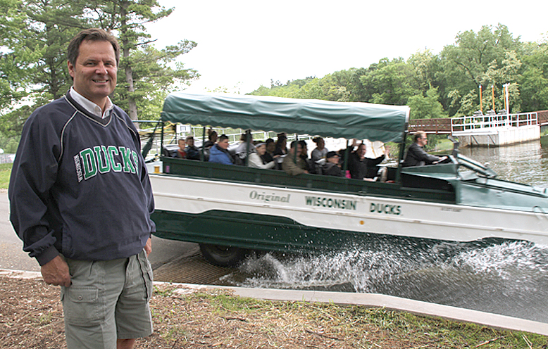 Dan Gavinski, Gen. Mgr. Dell Boat Tours