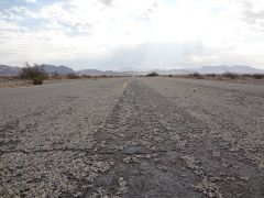 Long lonely RT 66 In Cali